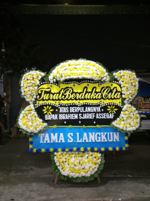 Papan Bunga Duka di Marancar